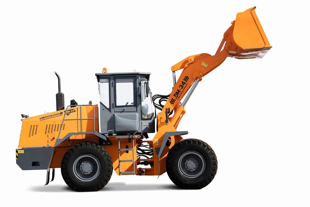 Обзор фронтального погрузчика DM-34 «Волжанин»